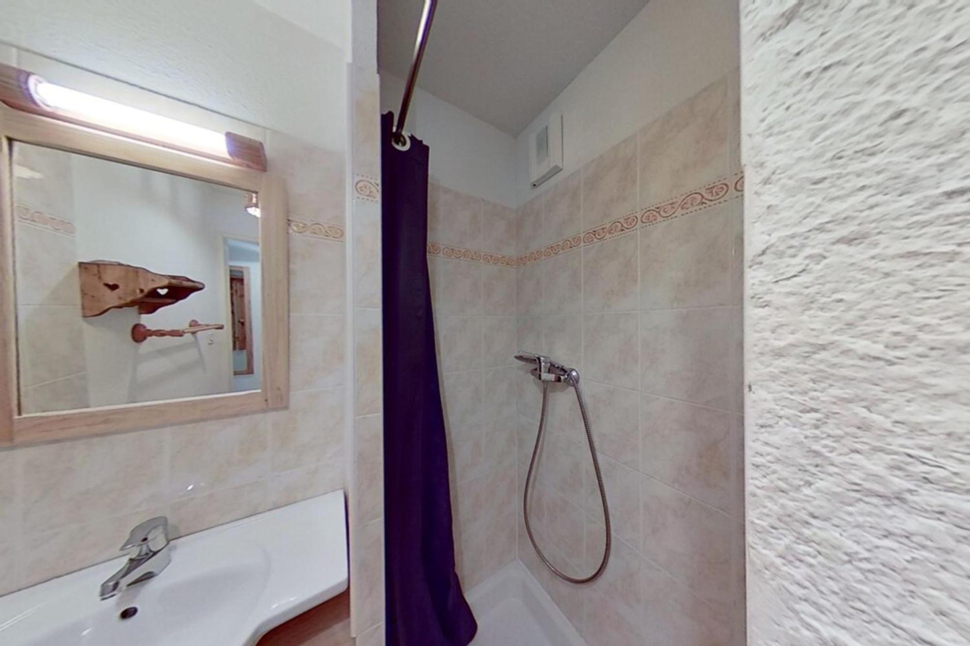 Casa-Amelie Terrace With View And Parking Apartment Vars  Exterior photo